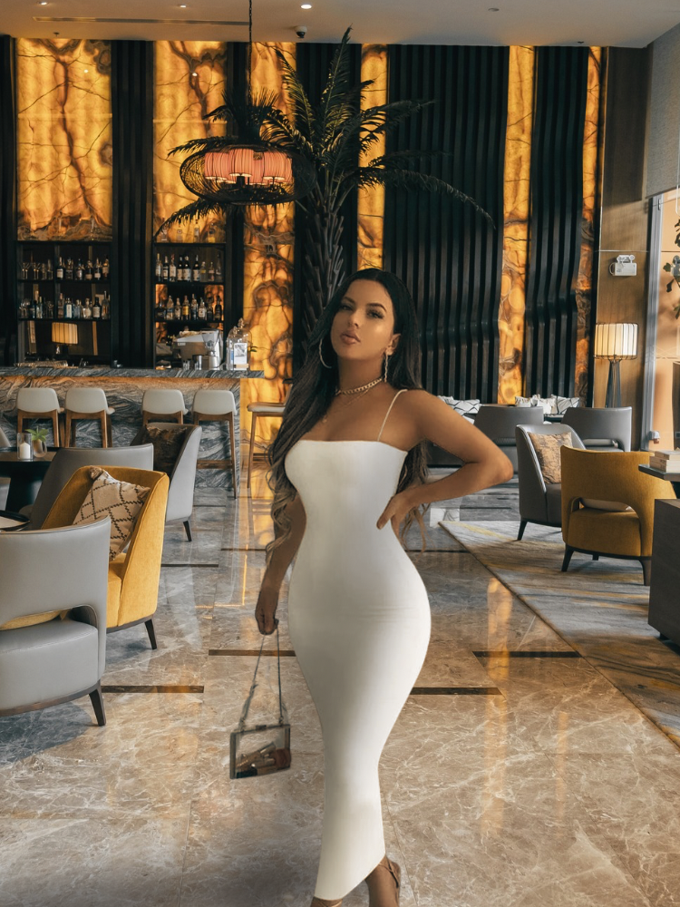 ROBE STYLE BODYCON | UNE ÉLÉGANCE STREETWEAR ET CLUBWEAR